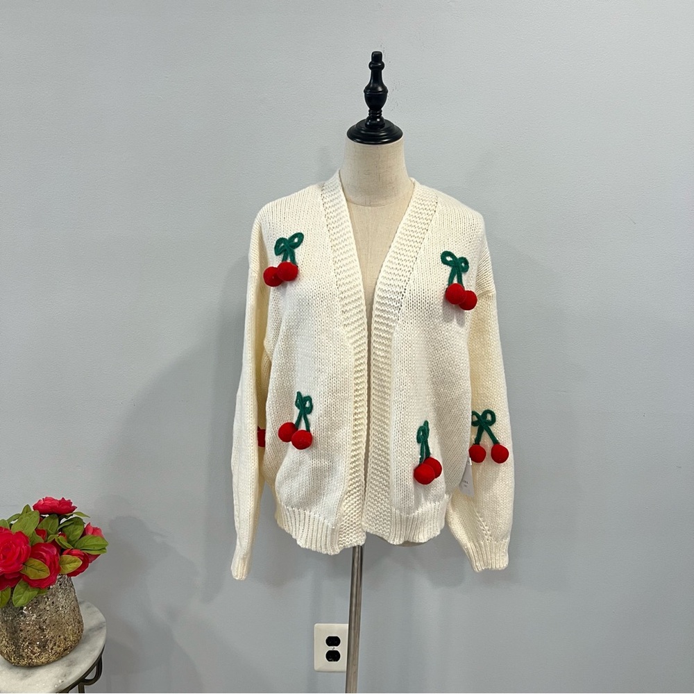 Luna Ivy White / Ivory Open Front Sweater with 3D Red Cherry Design - Reemoly